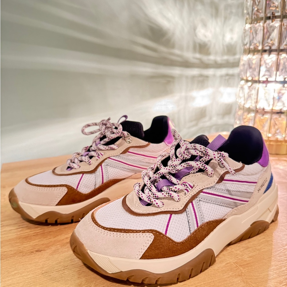 Stylish NEW Women's Sneakers in White and Purple